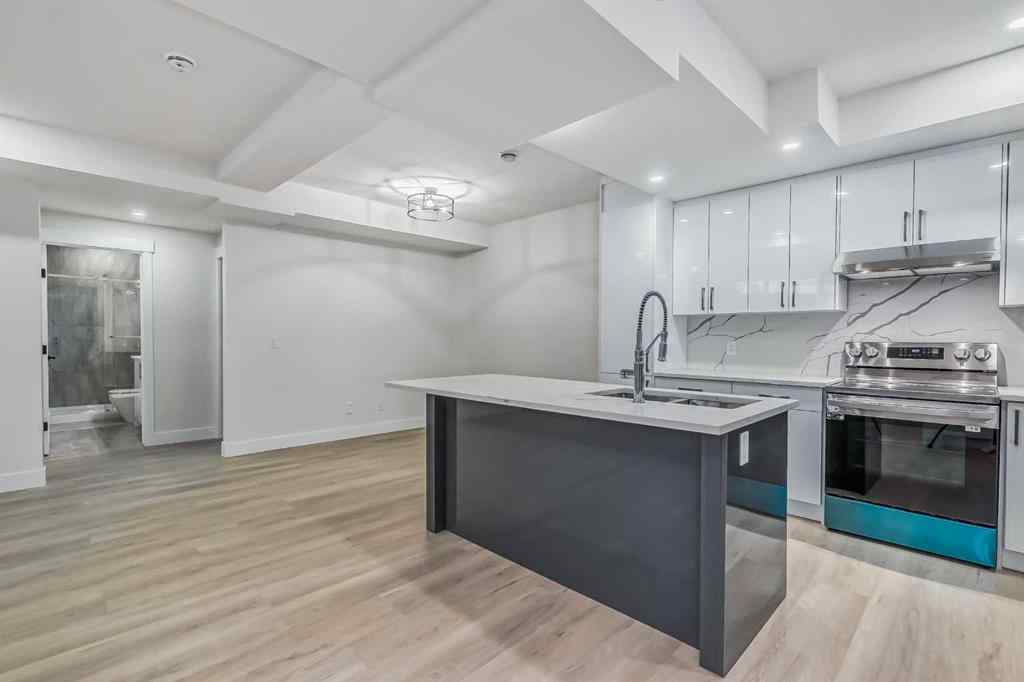 MLS&reg; # A2268389 - 528 30 Avenue NE in Winston Heights/Mountview Calgary, Residential Open Houses