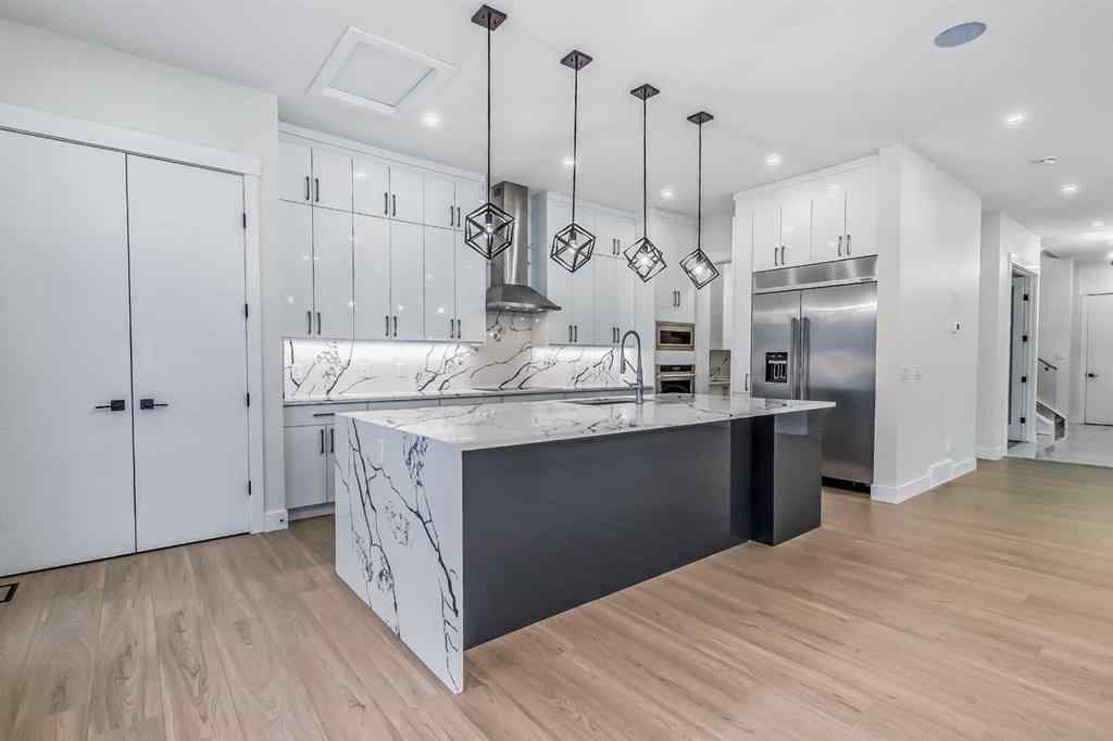 MLS&reg; # A2268389 - 528 30 Avenue NE in Winston Heights/Mountview Calgary, Residential Open Houses