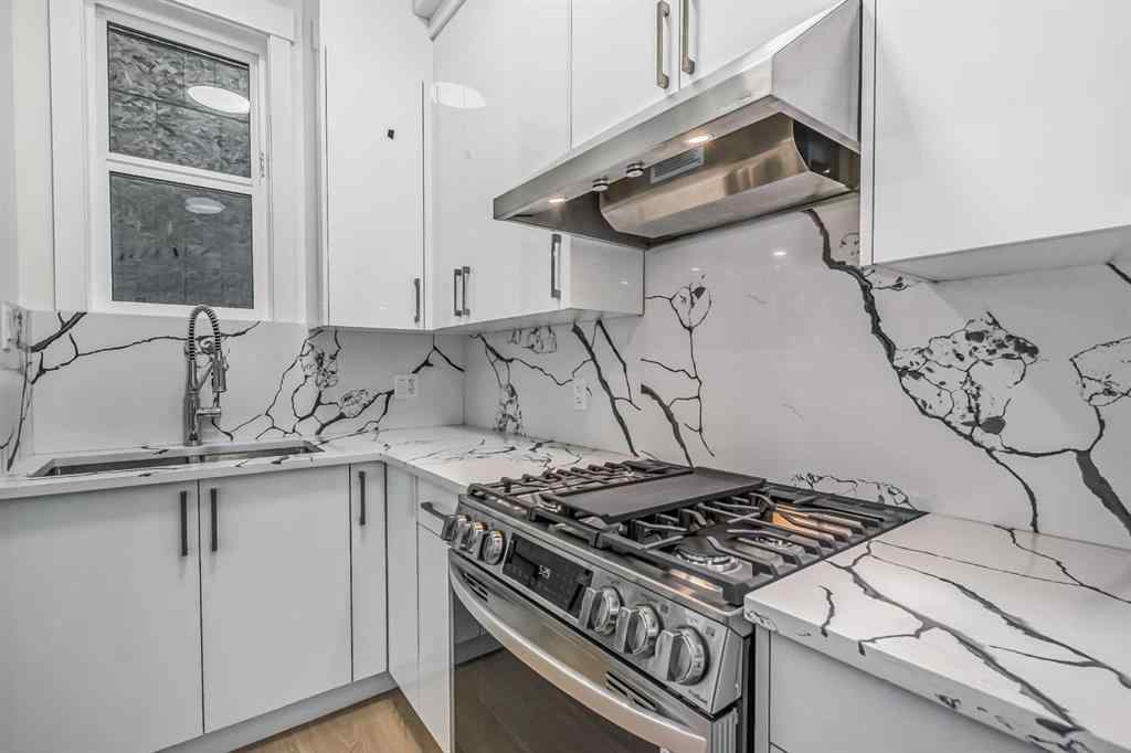 MLS&reg; # A2268389 - 528 30 Avenue NE in Winston Heights/Mountview Calgary, Residential Open Houses