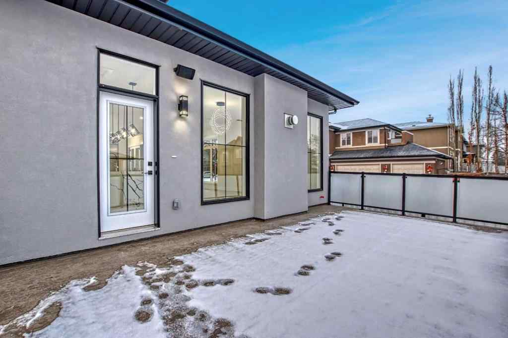 MLS&reg; # A2268389 - 528 30 Avenue NE in Winston Heights/Mountview Calgary, Residential Open Houses