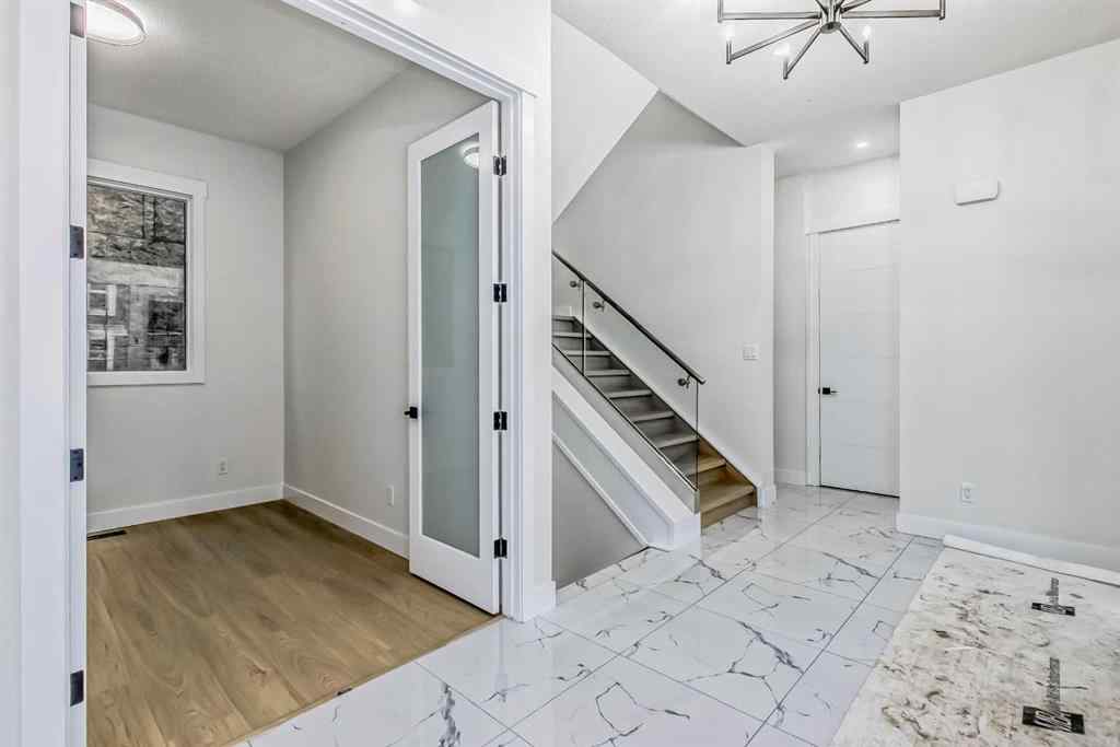 MLS&reg; # A2268389 - 528 30 Avenue NE in Winston Heights/Mountview Calgary, Residential Open Houses