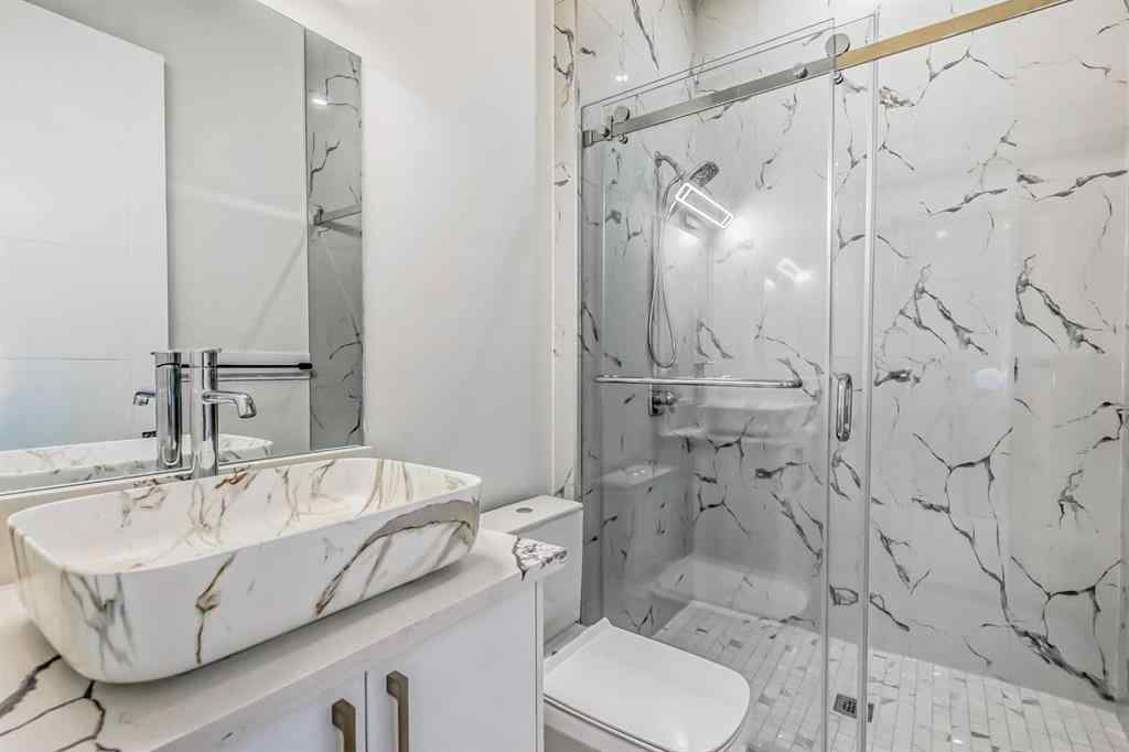 MLS&reg; # A2268389 - 528 30 Avenue NE in Winston Heights/Mountview Calgary, Residential Open Houses