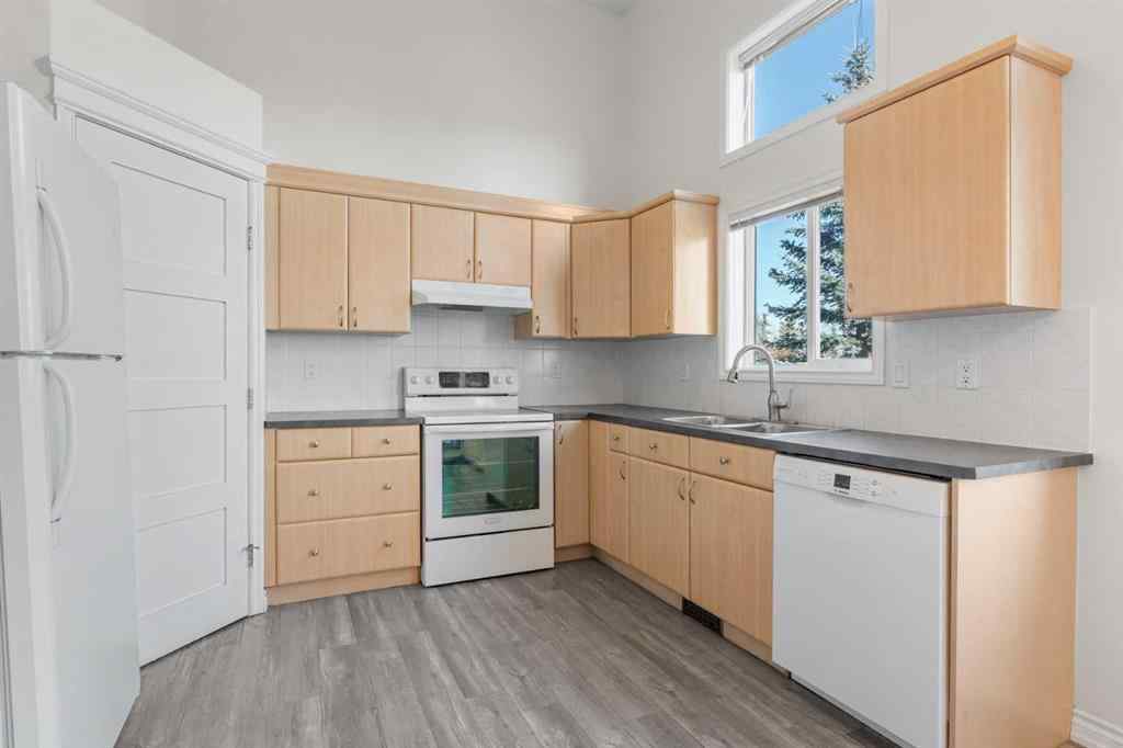 MLS® A2268390 - 84 Crystal Shores Cove  in Crystal Shores Okotoks, Residential