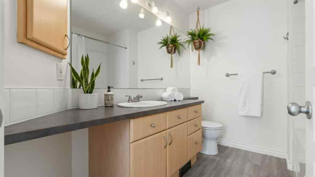 MLS® A2268390 - 84 Crystal Shores Cove  in Crystal Shores Okotoks, Residential