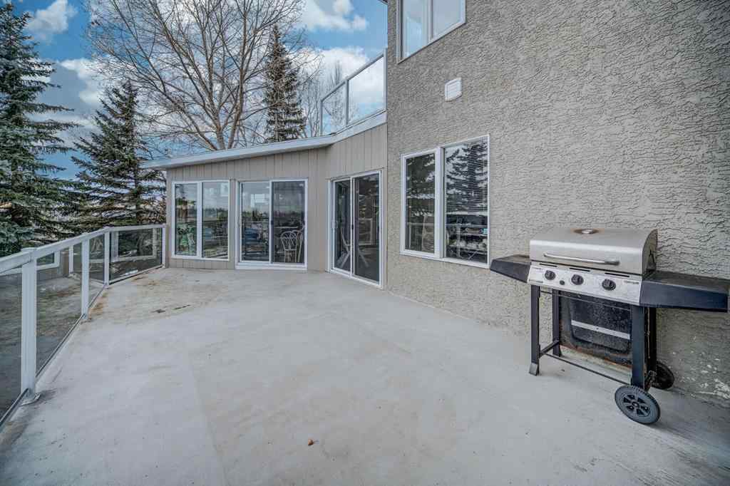 MLS® A2268392 - 2925 Signal Hill Heights SW in Signal Hill Calgary, Residential