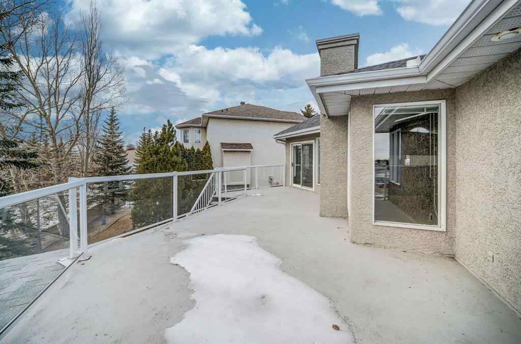 MLS® A2268392 - 2925 Signal Hill Heights SW in Signal Hill Calgary, Residential
