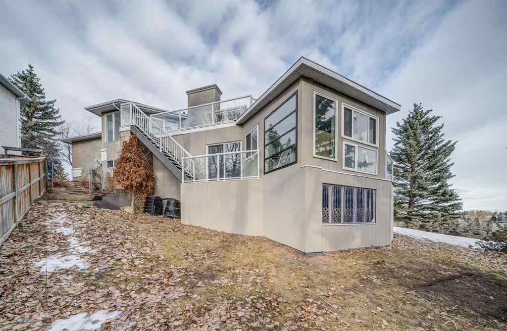 MLS® A2268392 - 2925 Signal Hill Heights SW in Signal Hill Calgary, Residential