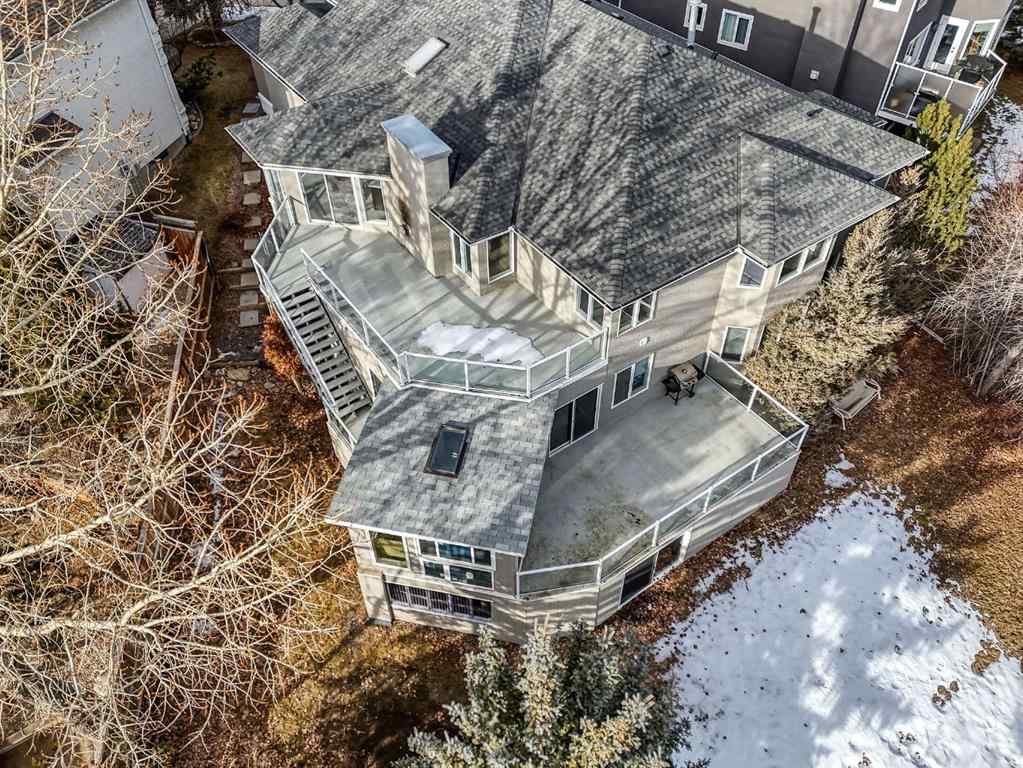 MLS® A2268392 - 2925 Signal Hill Heights SW in Signal Hill Calgary, Residential