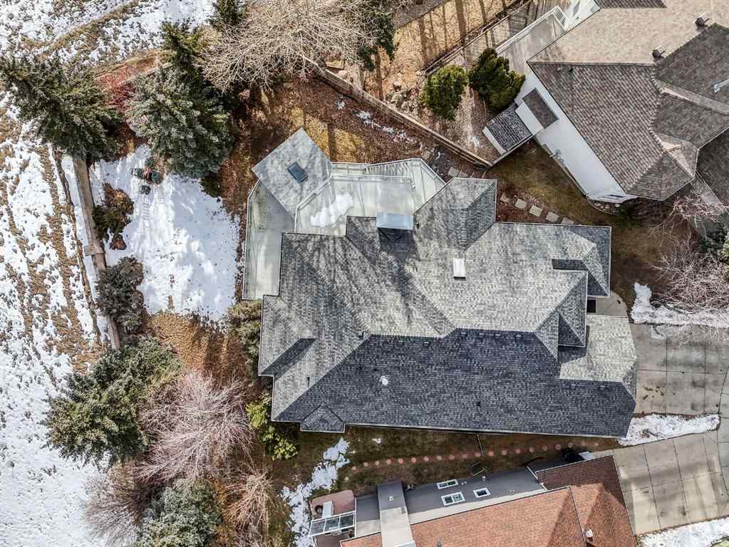 MLS® A2268392 - 2925 Signal Hill Heights SW in Signal Hill Calgary, Residential