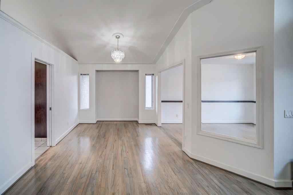 MLS® A2268392 - 2925 Signal Hill Heights SW in Signal Hill Calgary, Residential