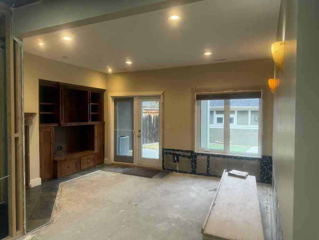 MLS® A2268394 - 2012 37 Avenue SW in Altadore Calgary, Residential