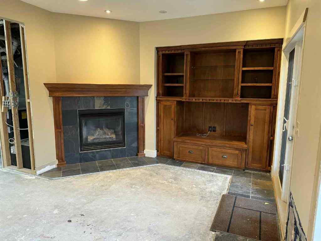 MLS® A2268394 - 2012 37 Avenue SW in Altadore Calgary, Residential