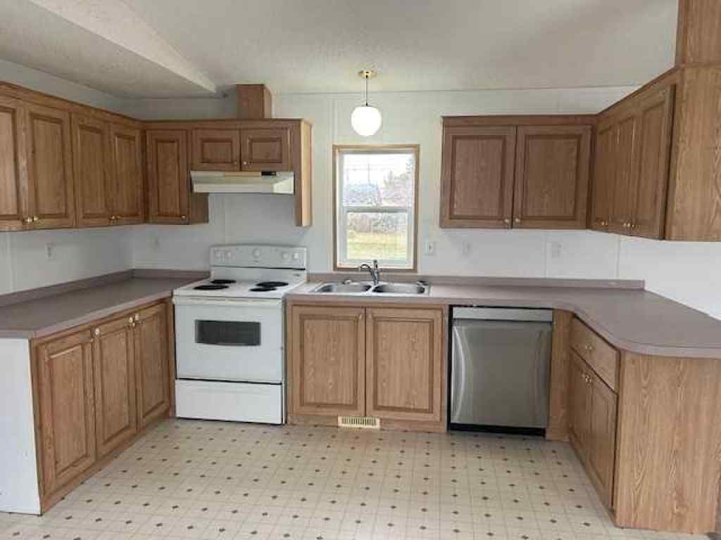 MLS® A2268397 - 325 1 Street  in NONE Irricana, Residential