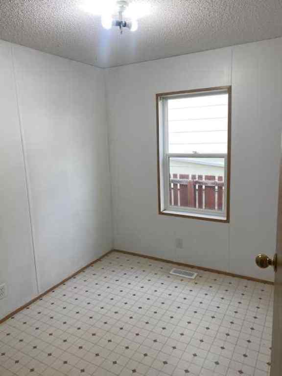 MLS® A2268397 - 325 1 Street  in NONE Irricana, Residential