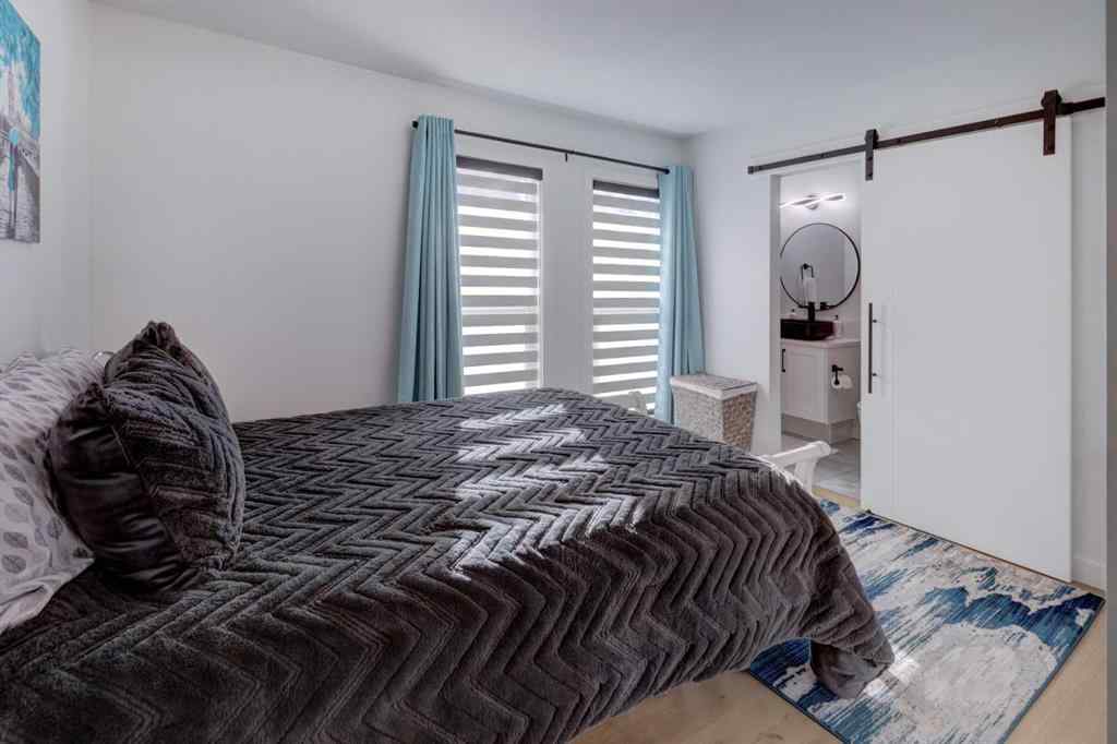 MLS® A2268421 - 4620 30 Avenue SW in Glenbrook Calgary, Residential