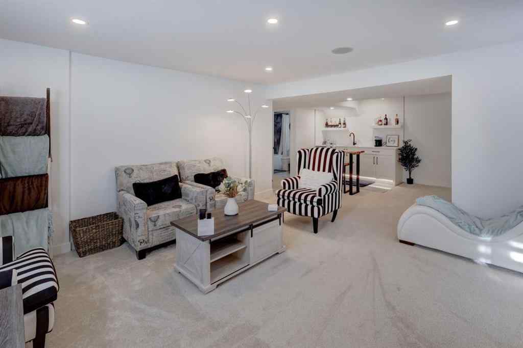 MLS® A2268421 - 4620 30 Avenue SW in Glenbrook Calgary, Residential