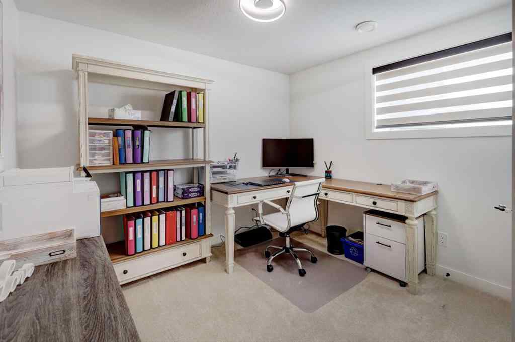 MLS® A2268421 - 4620 30 Avenue SW in Glenbrook Calgary, Residential