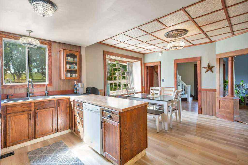 MLS® A2268424 - 40513 Range Road 231   in NONE Rural Lacombe County, Residential