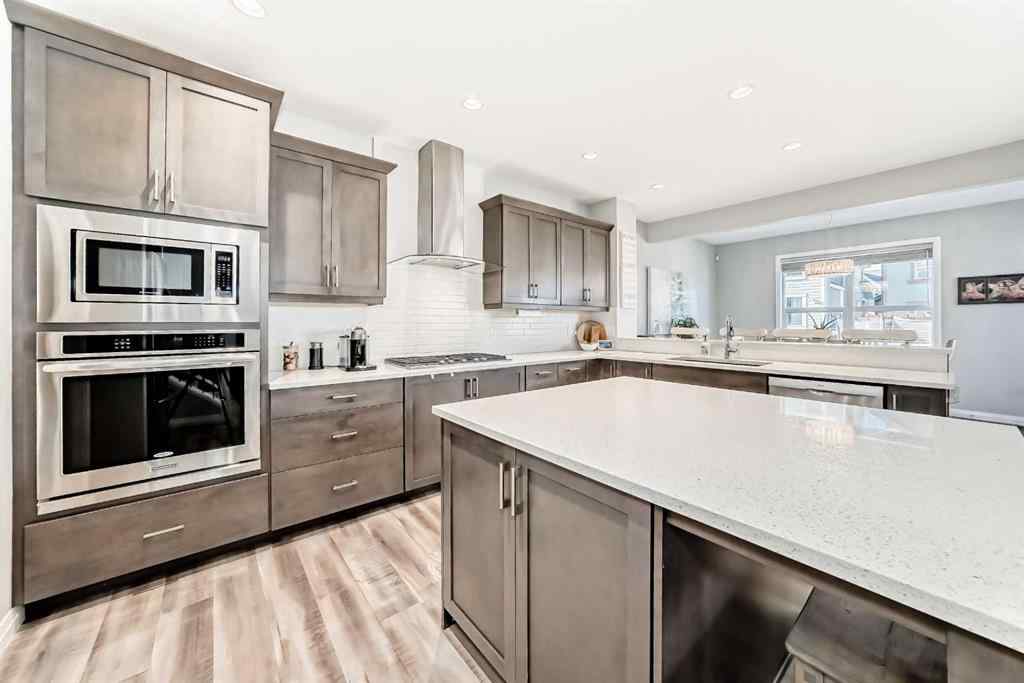 MLS&reg; # A2268429 - 10 Riviera Place  in Riviera Cochrane, Residential Open Houses