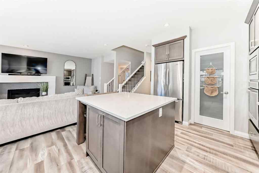 MLS&reg; # A2268429 - 10 Riviera Place  in Riviera Cochrane, Residential Open Houses