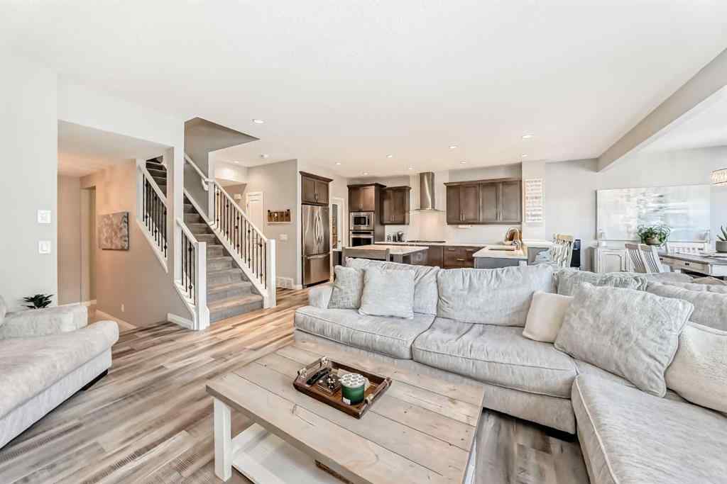 MLS&reg; # A2268429 - 10 Riviera Place  in Riviera Cochrane, Residential Open Houses