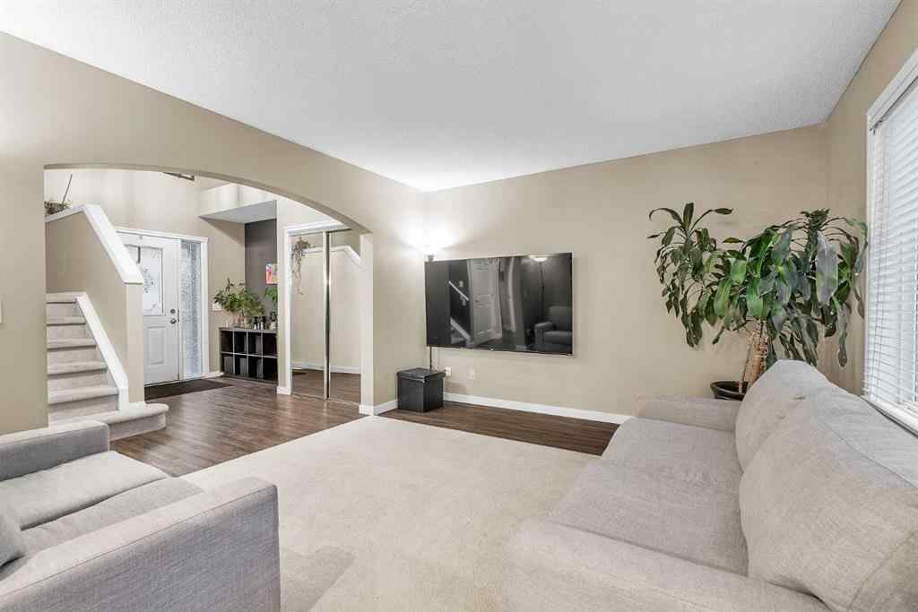 MLS® A2268431 - 210 Evansmeade Point NW in Evanston Calgary, Residential