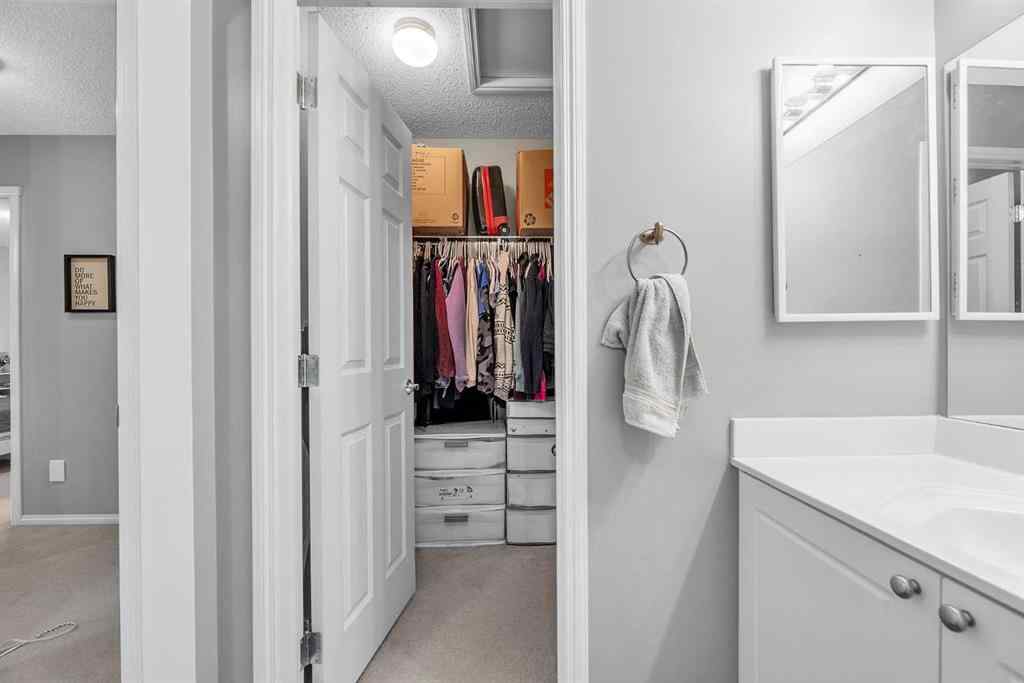 MLS® A2268431 - 210 Evansmeade Point NW in Evanston Calgary, Residential