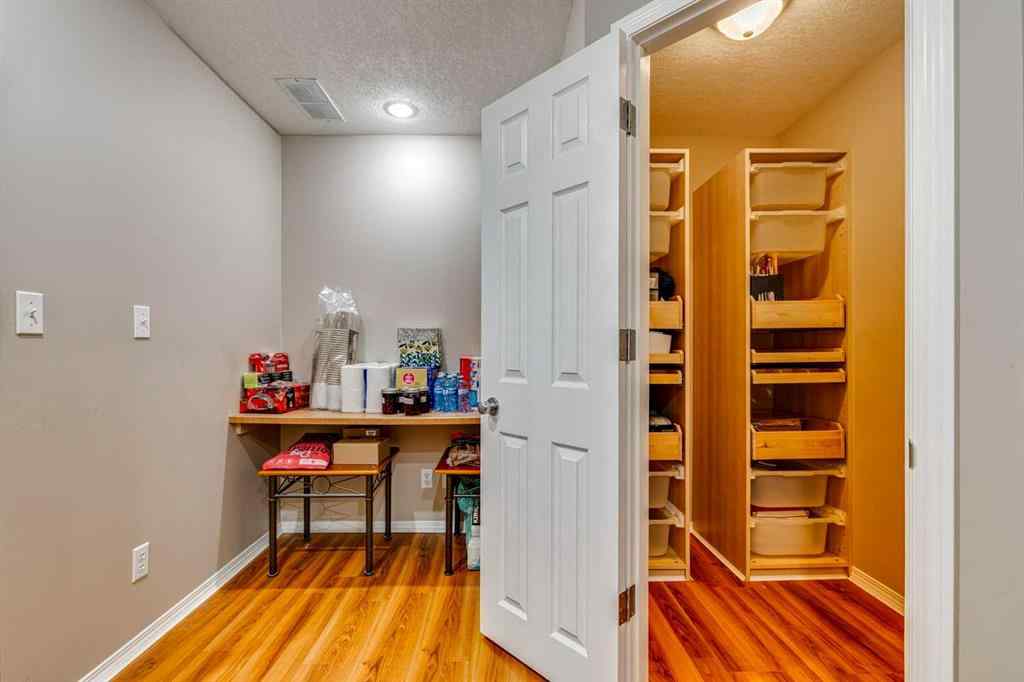 MLS® A2268434 - 214 Springmere Close  in Westmere Chestermere, Residential