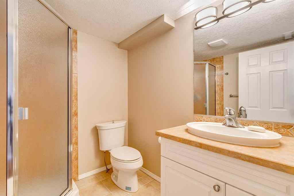 MLS® A2268434 - 214 Springmere Close  in Westmere Chestermere, Residential