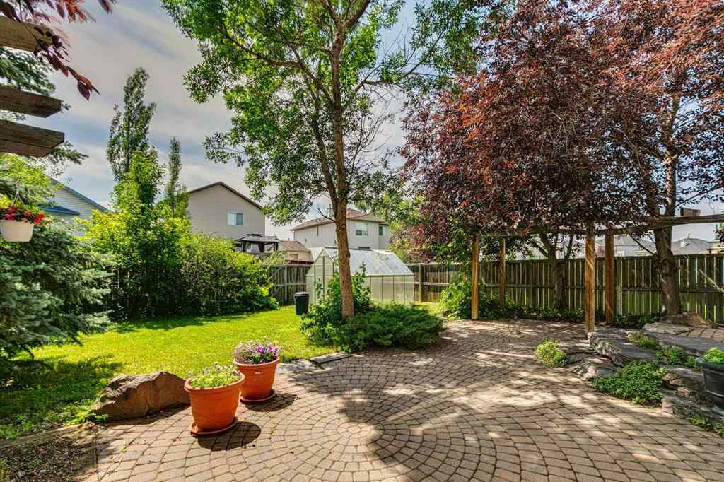 MLS® A2268434 - 214 Springmere Close  in Westmere Chestermere, Residential