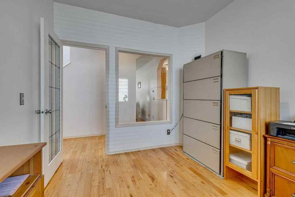 MLS® A2268434 - 214 Springmere Close  in Westmere Chestermere, Residential