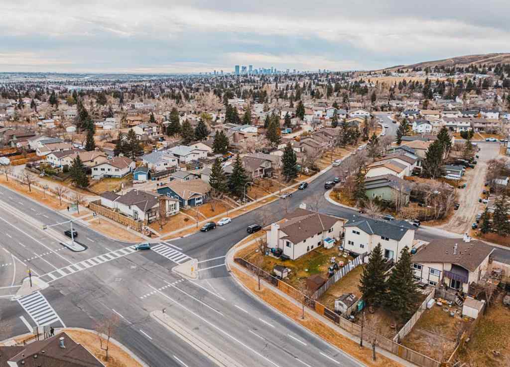 MLS® A2268437 - 8428 Berkley Road NW in Beddington Heights Calgary, Residential