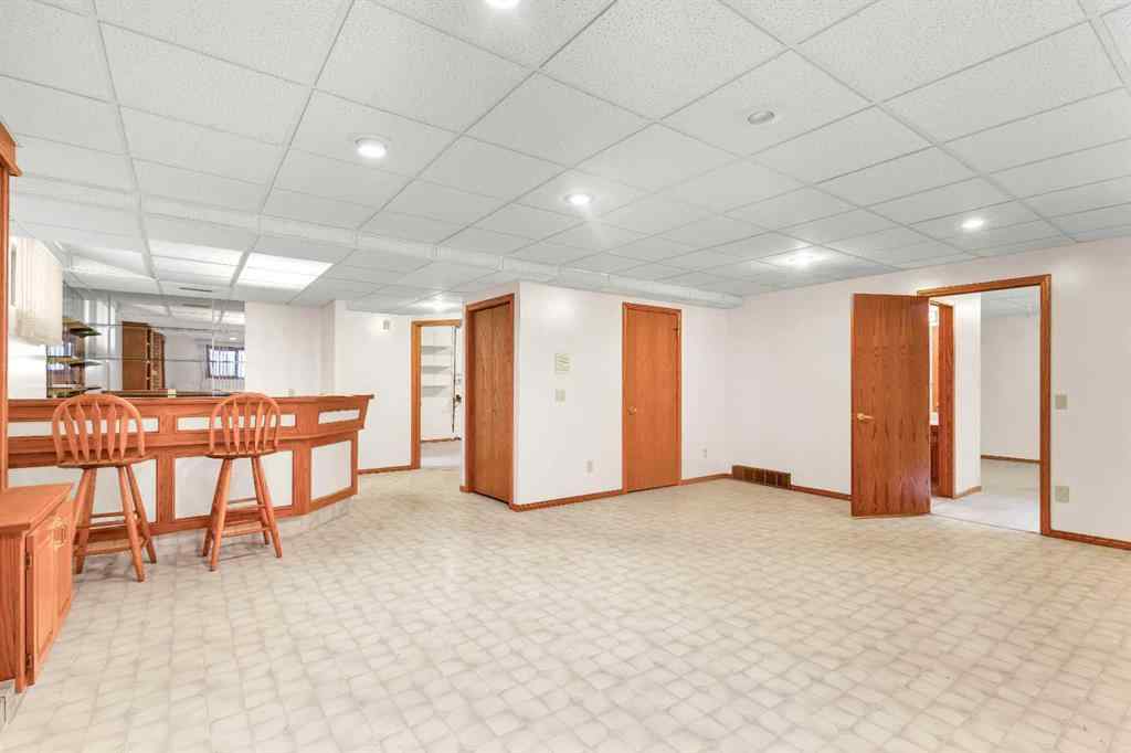 MLS® A2268445 - 125 Edgebrook Road NW in Edgemont Calgary, Residential