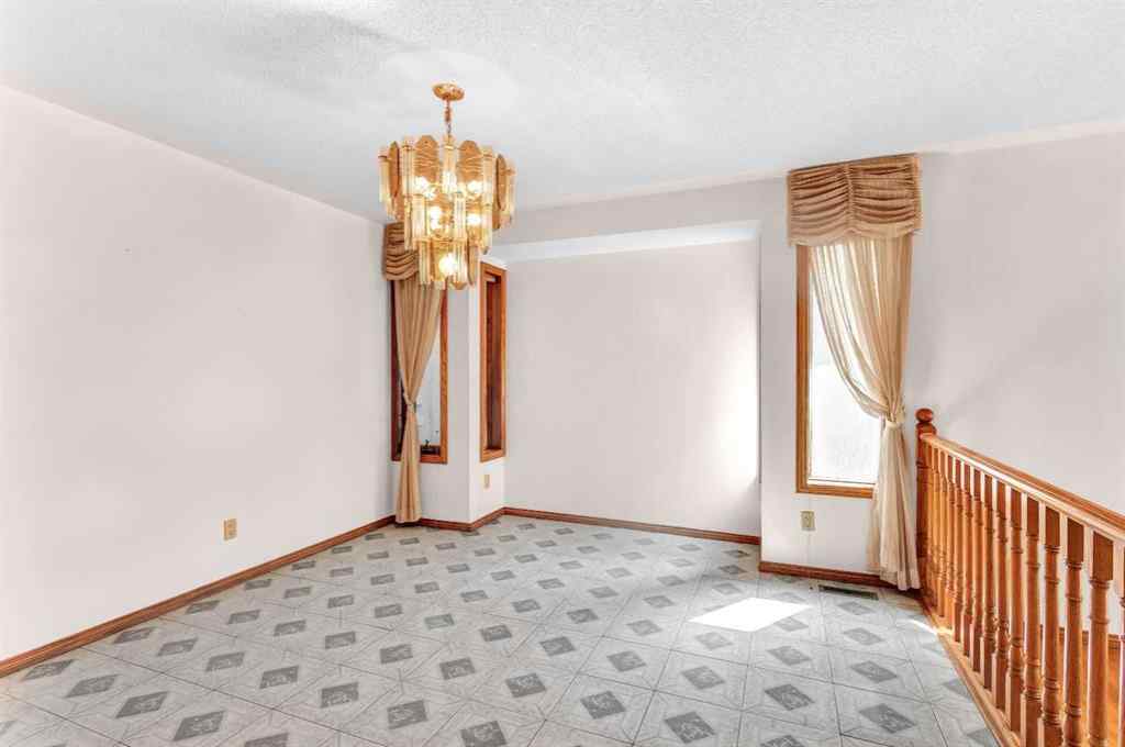 MLS® A2268445 - 125 Edgebrook Road NW in Edgemont Calgary, Residential