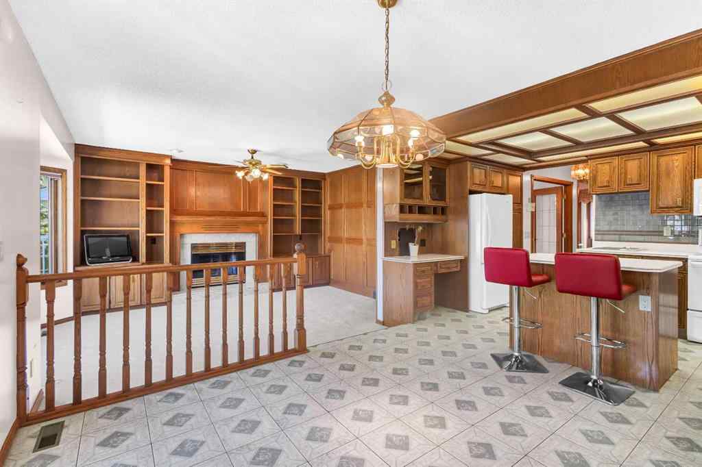 MLS® A2268445 - 125 Edgebrook Road NW in Edgemont Calgary, Residential