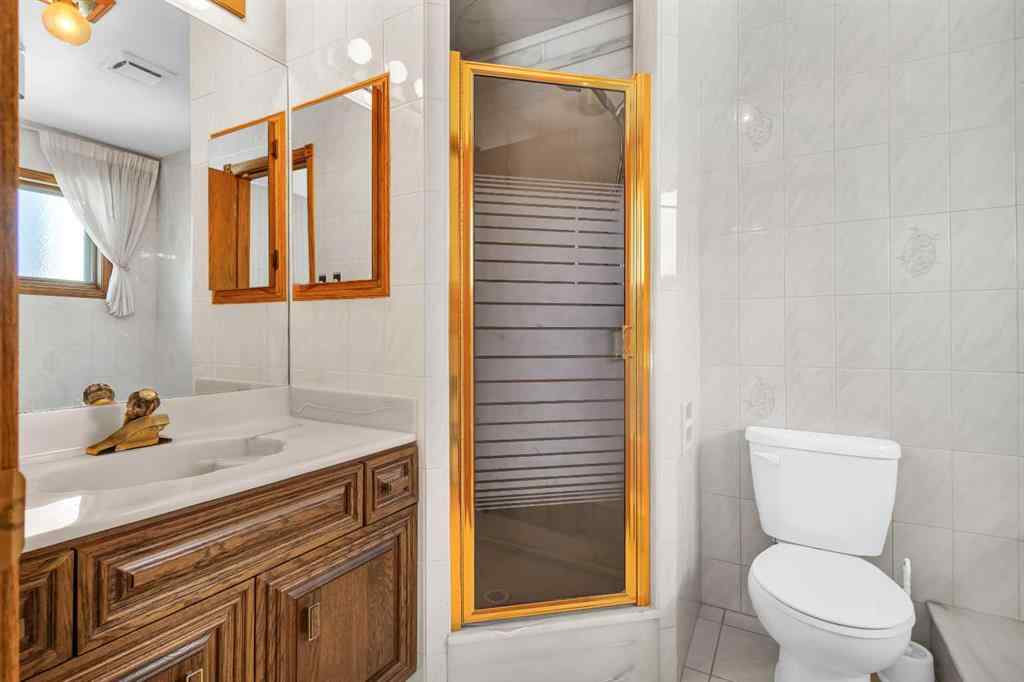 MLS® A2268445 - 125 Edgebrook Road NW in Edgemont Calgary, Residential