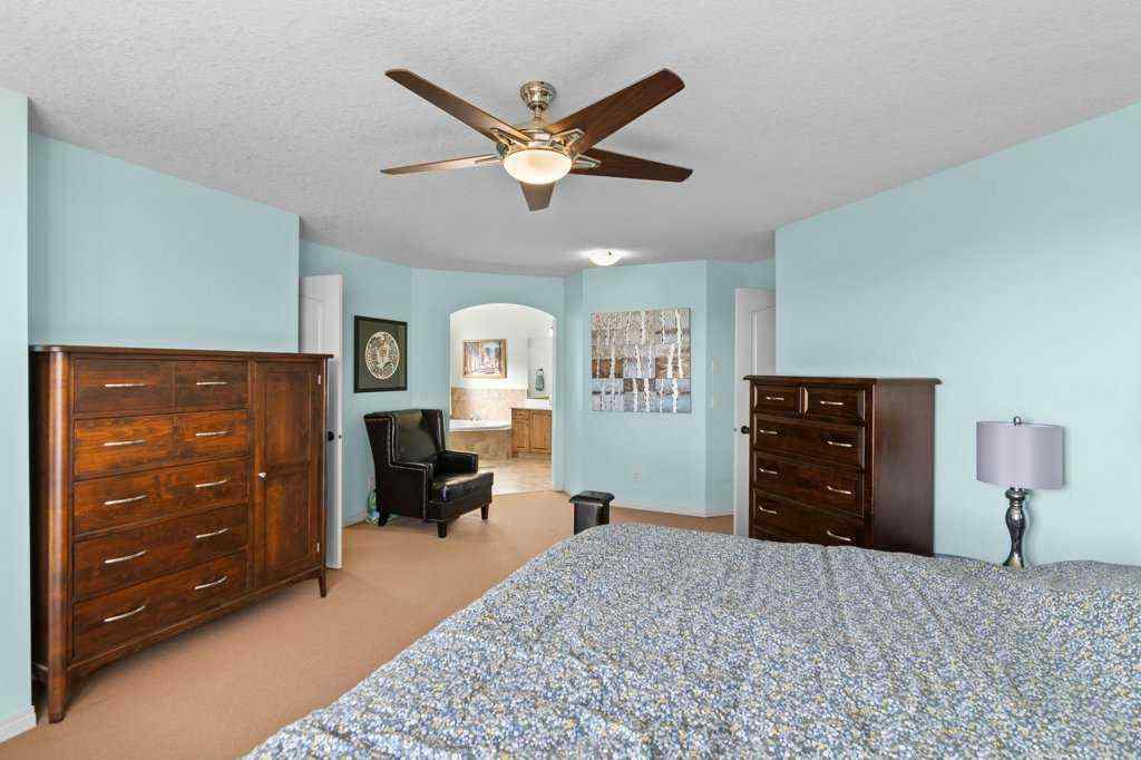 MLS® A2268451 - 61 Boulder Creek Manor SE in Boulder Creek Estates Langdon, Residential