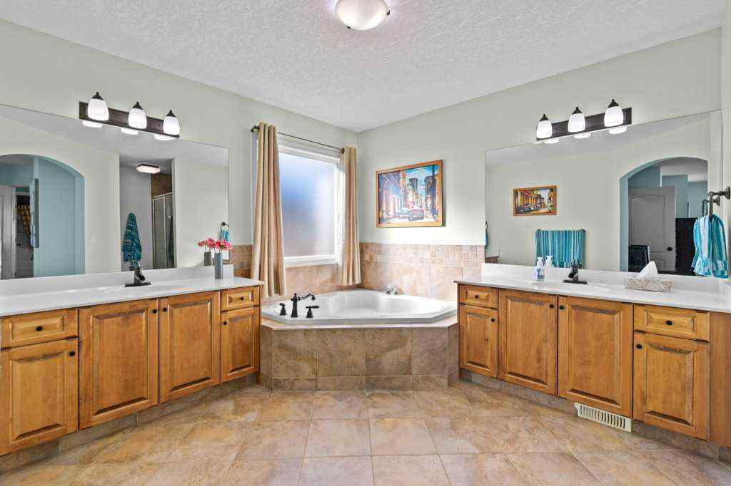 MLS® A2268451 - 61 Boulder Creek Manor SE in Boulder Creek Estates Langdon, Residential