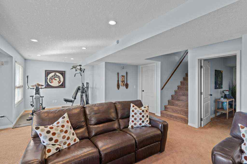 MLS® A2268451 - 61 Boulder Creek Manor SE in Boulder Creek Estates Langdon, Residential