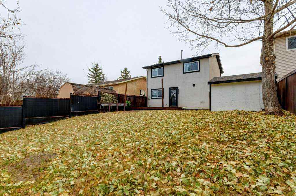 MLS&reg; # A2268453 - 22 Hunters Gate  in Hunters Glen Okotoks, Residential Open Houses