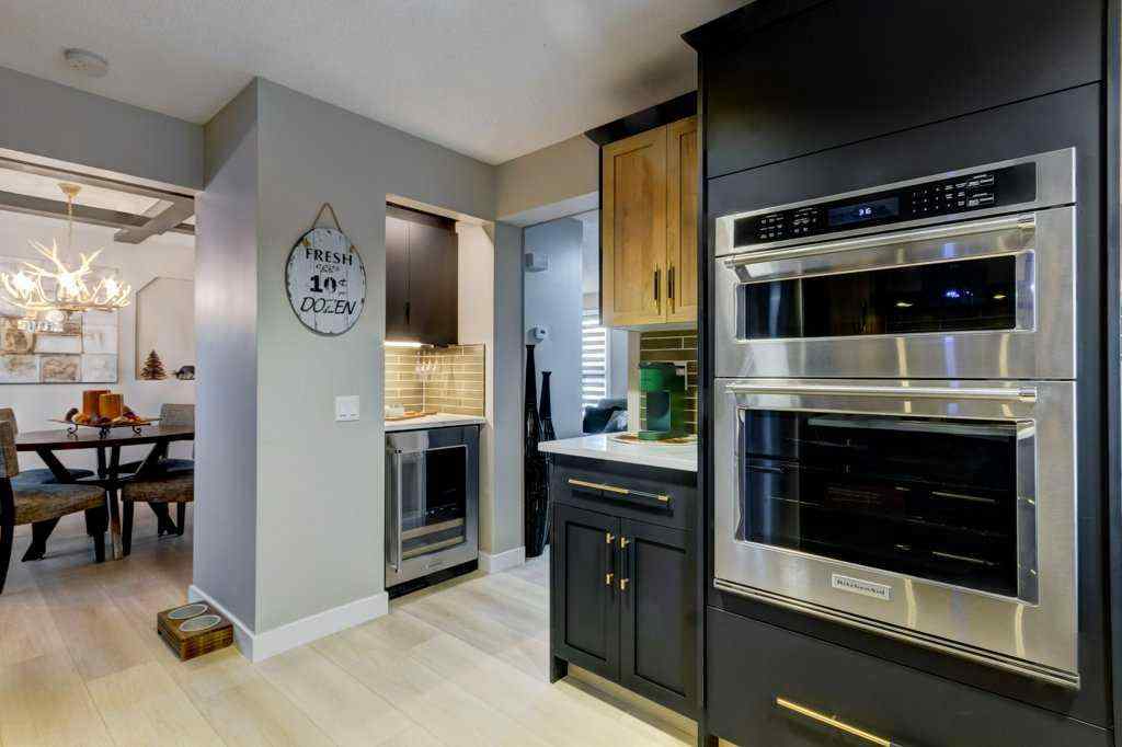 MLS&reg; # A2268453 - 22 Hunters Gate  in Hunters Glen Okotoks, Residential Open Houses