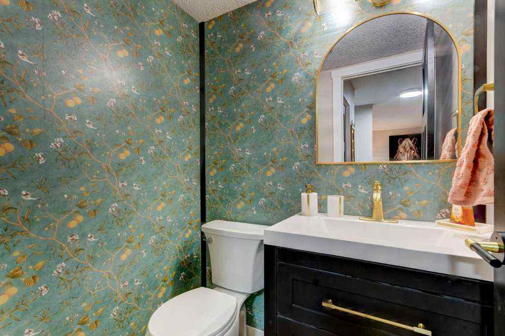 MLS&reg; # A2268453 - 22 Hunters Gate  in Hunters Glen Okotoks, Residential Open Houses