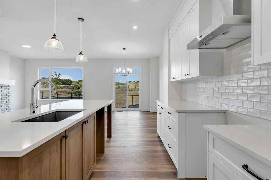 MLS® A2268454 - 127 Heritage Court  in Heritage Hills Cochrane, Residential