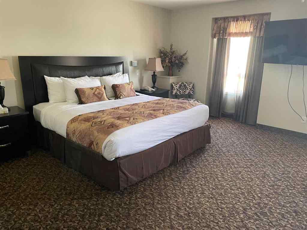 MLS® A2268459 - 9812 113 Street  in NONE Fairview, Commercial