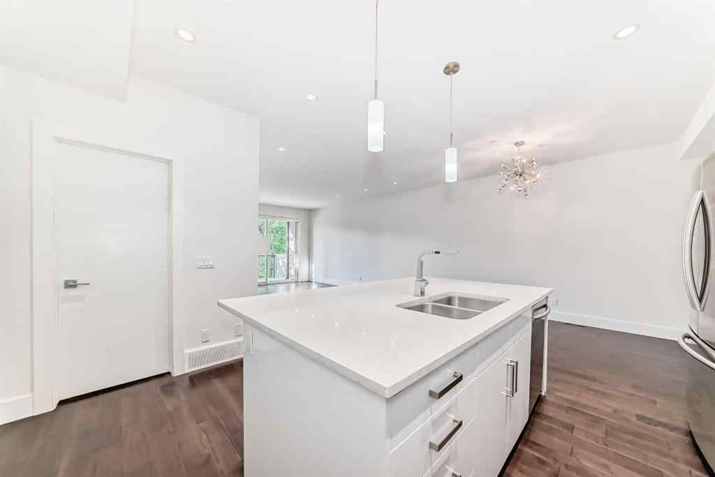 MLS® A2268461 - 1812 47 Street NW in Montgomery Calgary, Residential