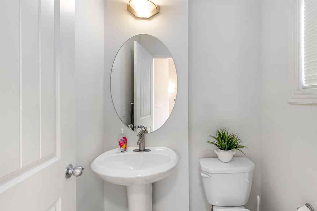 MLS® A2268462 - Unit #7 156 Rockyledge View NW in Rocky Ridge Calgary, Residential