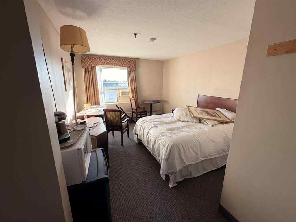 MLS® A2268463 - 5003 50 Street  in Provost Provost, Commercial