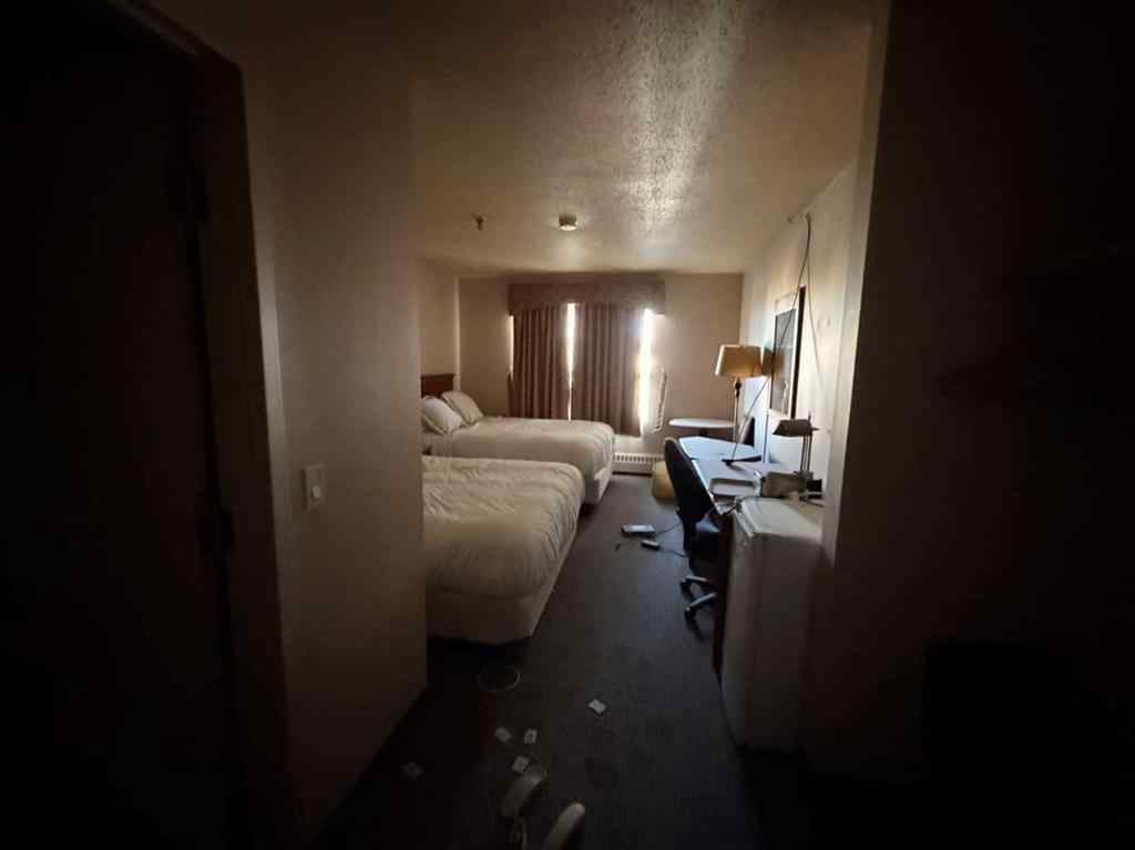 MLS® A2268463 - 5003 50 Street  in Provost Provost, Commercial