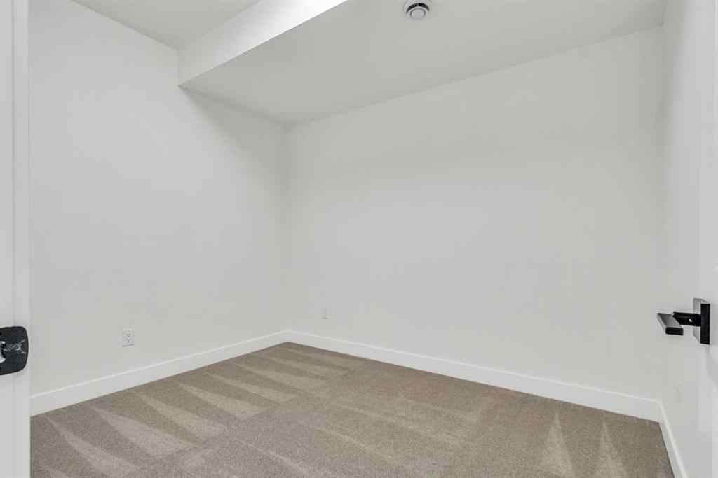 MLS® A2268467 - 640 25 Avenue NW in Mount Pleasant Calgary, Residential