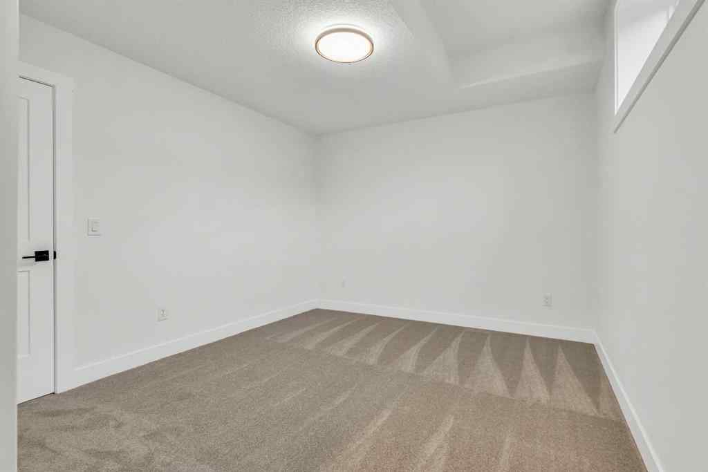 MLS® A2268467 - 640 25 Avenue NW in Mount Pleasant Calgary, Residential